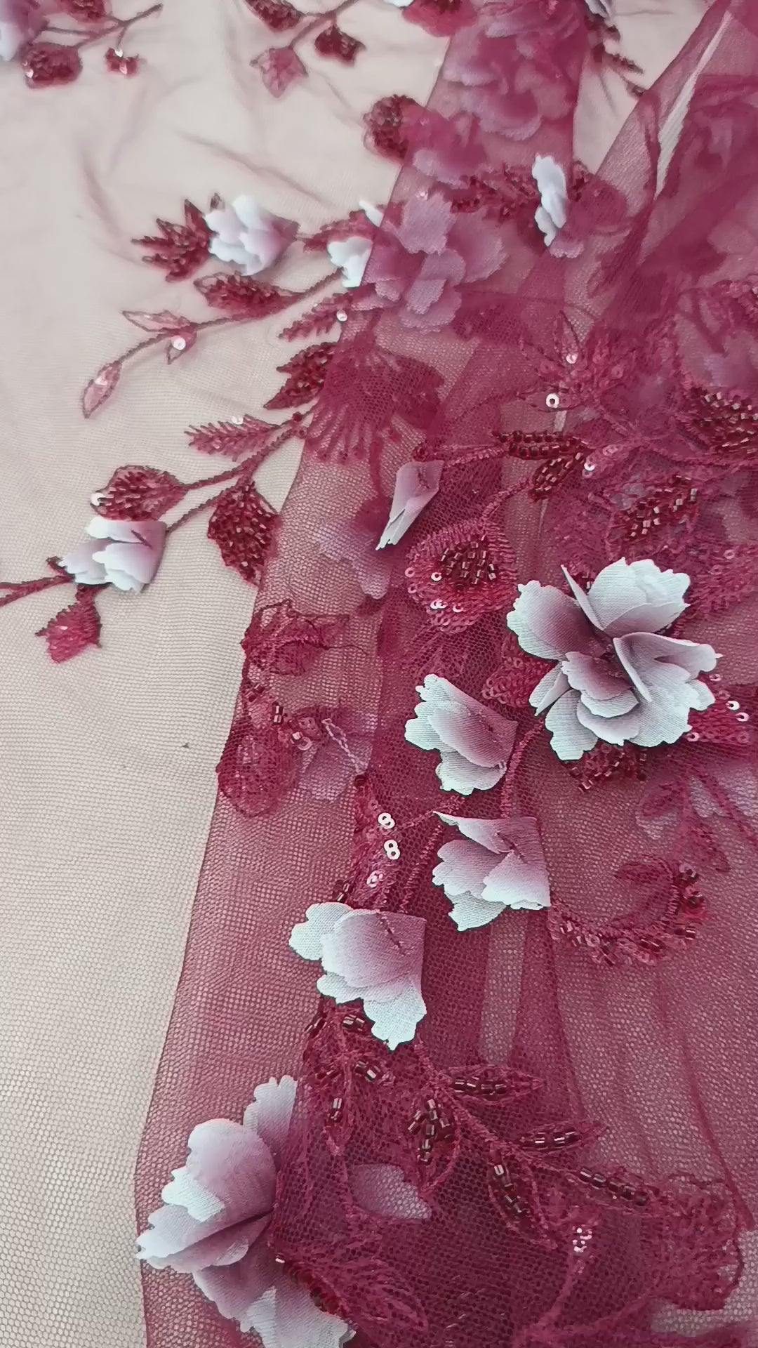 Broderie premium cu flori 3D și paiete strălucitoare
