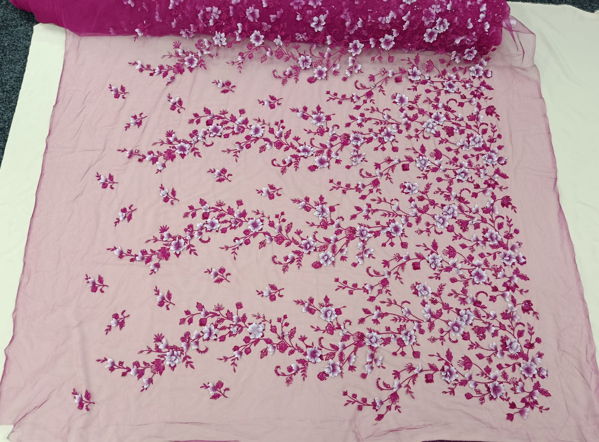 Aspect luxos al materialului Fucsia cu paiete și pietre tubulare
