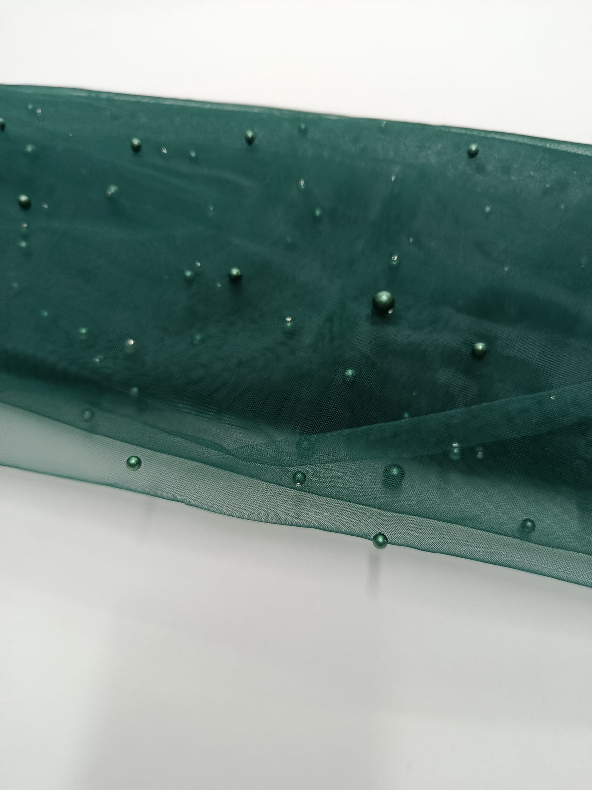 material premium tull cu perle verde închis lățime 3 metri