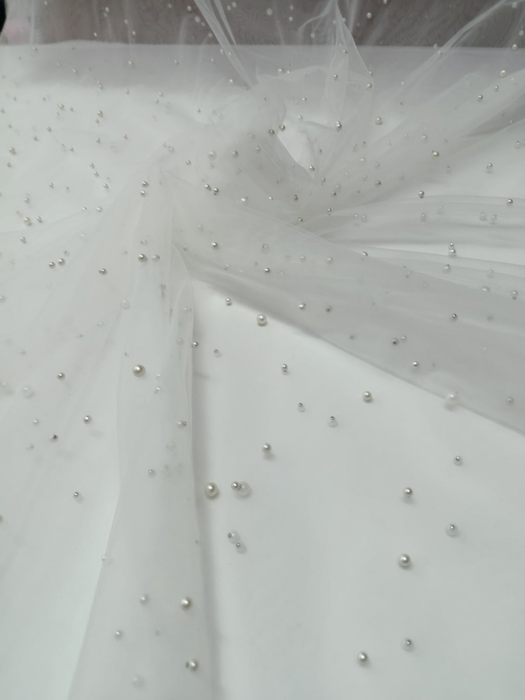 tull cu perle ivory lățime 3 m pentru rochii elegante